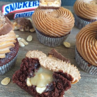 snickers cupcakes slika naslovna recept